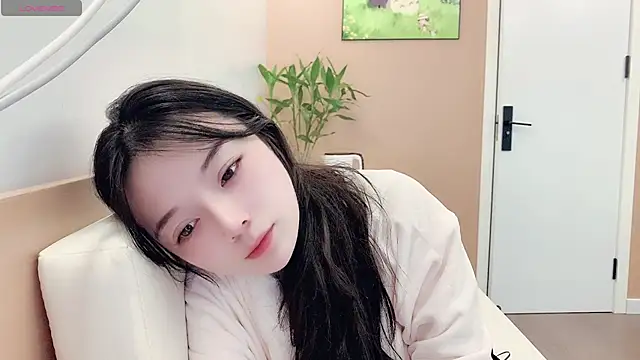 AKiKi711 online show from February 10, 2026, 4:38 am