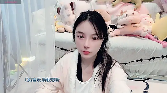 AKiKi711 online show from March 3, 2026, 5:02 am