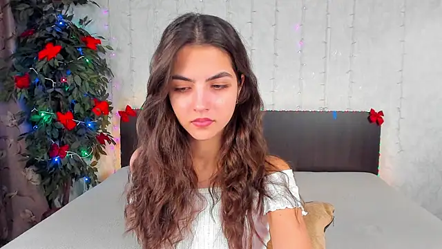 Milana Crystal  online show from January 27, 2025, 8:18 am