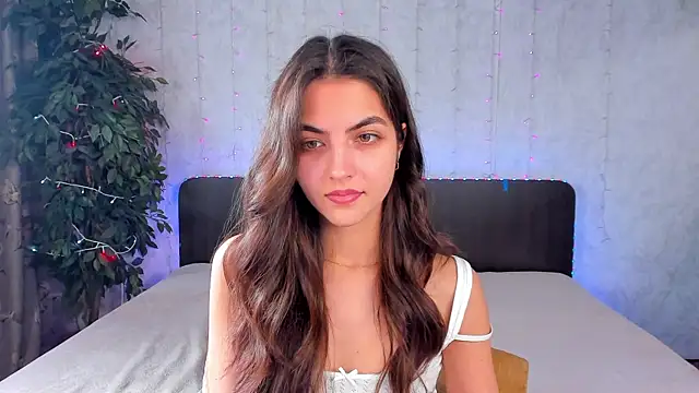 Milana Crystal  online show from February 2, 2025, 11:08 am