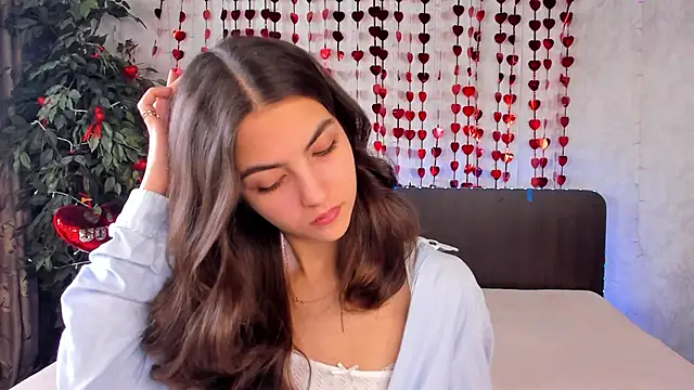 Milana Crystal  online show from February 16, 2025, 8:21 am