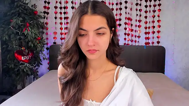 Milana Crystal  online show from February 20, 2025, 8:17 am