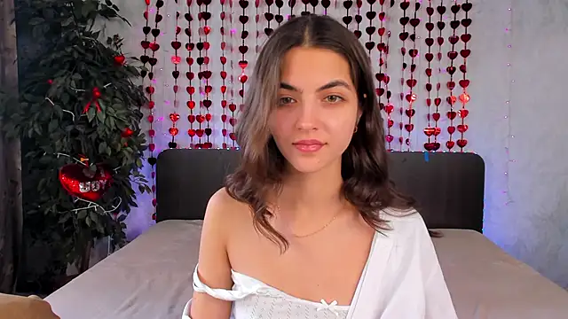 Milana Crystal  online show from February 20, 2025, 11:20 am