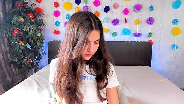 Milana Crystal  online show from March 13, 2025, 11:30 am