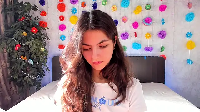 Milana Crystal  online show from March 14, 2025, 8:21 am