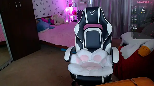 Sidney blush online show from February 27, 2026, 4:45 am