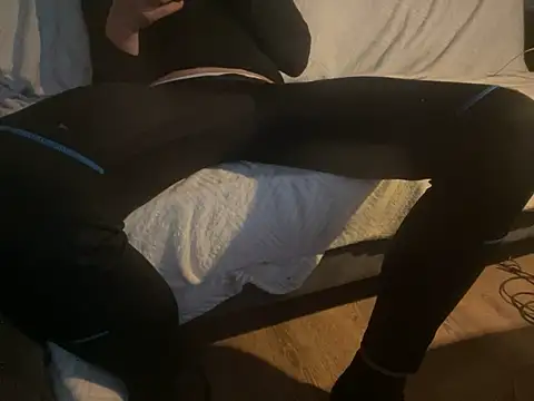 Snapshot of kiksnap-meistro5 chatting on February 27, 2025, 5:04 pm kiksnap-meistro5 online show from February 27, 2025, 5:04 pm