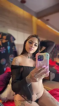 Snapshot of Cori_Paige chatting on January 11, 2026, 4:17 am Cori Paige online show from January 11, 2026, 4:17 am