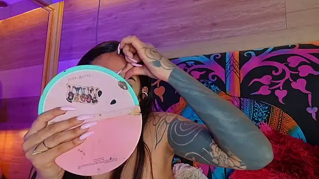 Snapshot of Cori_Paige chatting on February 8, 2026, 4:38 am Cori Paige online show from February 8, 2026, 4:38 am