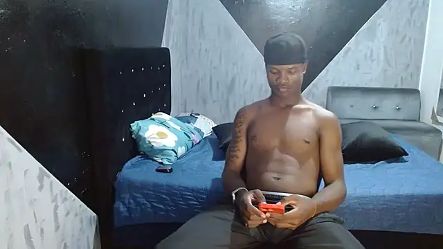 MiguelAngelxl online show from January 11, 2026, 8:47 pm