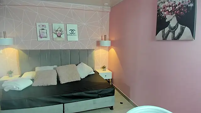 zara  sweet online show from November 13, 2025, 12:26 pm