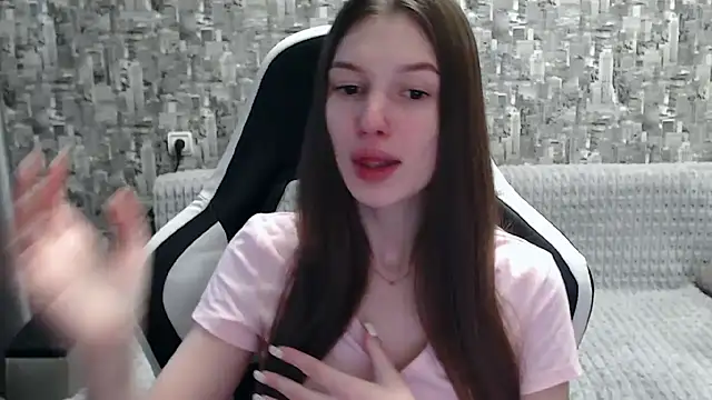 Snapshot of MissMiaCutie chatting on February 11, 2025, 11:43 am MissMiaCutie online show from February 11, 2025, 11:43 am