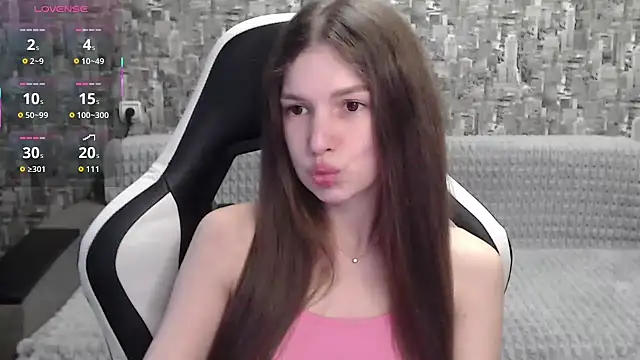 Snapshot of MissMiaCutie chatting on October 4, 2025, 12:14 pm MissMiaCutie online show from October 4, 2025, 12:14 pm