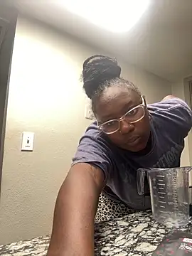 XxMidnightEssencexX online show from November 16, 2025, 8:03 pm