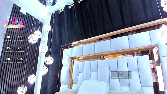 SarayRoyse online show from March 7, 2026, 7:22 pm