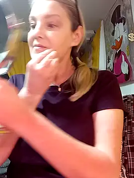 irinamaux online show from March 8, 2026, 2:04 am