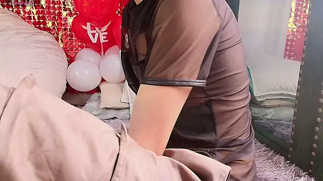 Levii Ackermann online show from February 12, 2025, 2:10 pm