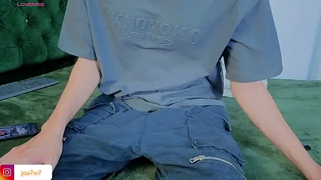 Levii Ackermann online show from May 27, 2026, 2:25 pm
