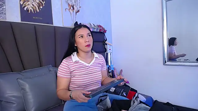 Snapshot of Sofi_Perez_ chatting on May 19, 2026, 11:16 am Sofi Perez online show from May 19, 2026, 11:16 am