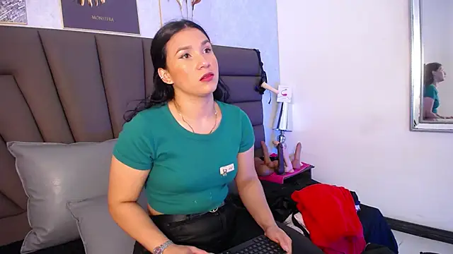 Snapshot of Sofi_Perez_ chatting on May 21, 2026, 11:17 am Sofi Perez online show from May 21, 2026, 11:17 am