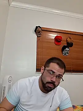 Snapshot of Zander823 chatting on February 5, 2026, 7:35 am Zander823 online show from February 5, 2026, 7:35 am