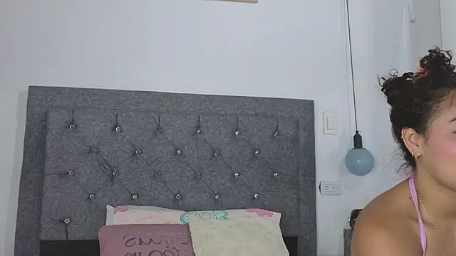 Meghan taylor   online show from November 15, 2025, 10:26 pm