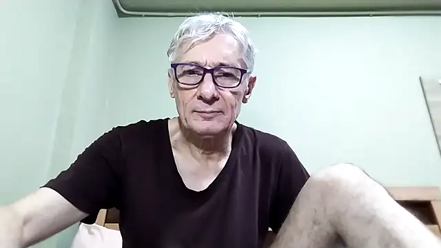 BIGUNCUTHARDCOCK online show from October 1, 2025, 2:17 am