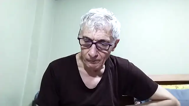 BIGUNCUTHARDCOCK online show from November 3, 2025, 2:51 pm