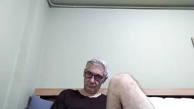 BIGUNCUTHARDCOCK online show from November 7, 2025, 1:05 am