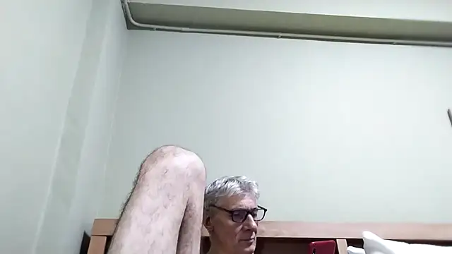 BIGUNCUTHARDCOCK online show from November 28, 2025, 1:36 pm