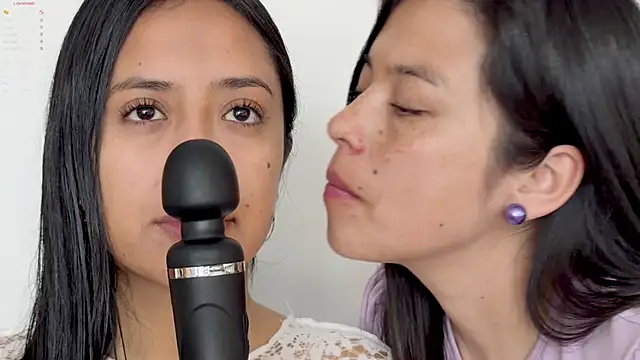 2SummerLove1 online show from March 3, 2026, 2:12 pm