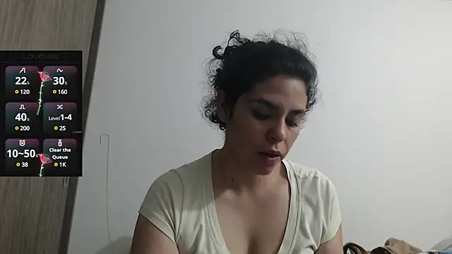 Anne purple online show from March 3, 2025, 3:53 pm