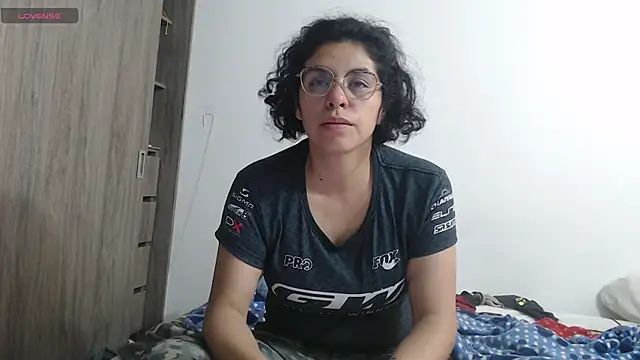 Anne purple online show from March 7, 2025, 6:54 pm