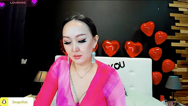 Julianna Jami online show from February 22, 2025, 1:57 pm