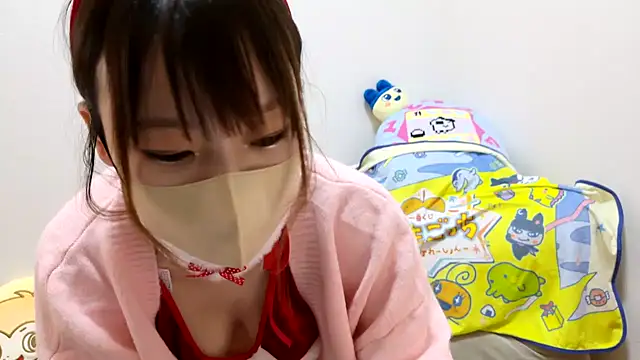 Snapshot of hi---chan- chatting on December 16, 2024, 5:11 pm hi---chan- online show from December 16, 2024, 5:11 pm