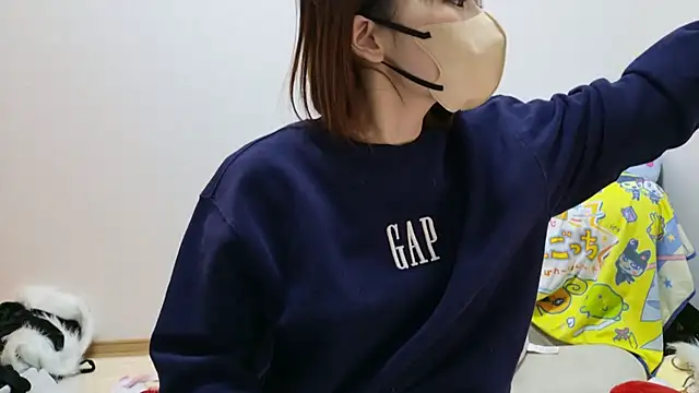 Snapshot of hi---chan- chatting on December 22, 2024, 11:09 pm hi---chan- online show from December 22, 2024, 11:09 pm