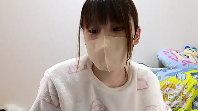 Snapshot of hi---chan- chatting on December 23, 2024, 9:18 pm hi---chan- online show from December 23, 2024, 9:18 pm