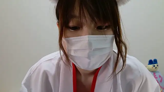 Snapshot of hi---chan- chatting on January 4, 2025, 9:41 pm hi---chan- online show from January 4, 2025, 9:41 pm