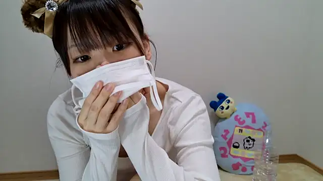 Snapshot of hi---chan- chatting on March 1, 2025, 2:15 am hi---chan- online show from March 1, 2025, 2:15 am