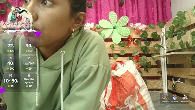 Elsa Parisi online show from December 29, 2024, 3:46 pm