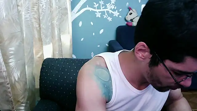 Snapshot of ponzothc chatting on October 19, 2025, 9:37 pm ponzothc online show from October 19, 2025, 9:37 pm