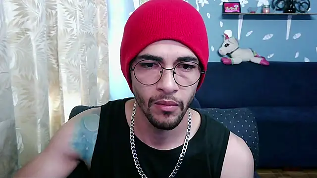 Snapshot of ponzothc chatting on October 25, 2025, 9:09 pm ponzothc online show from October 25, 2025, 9:09 pm