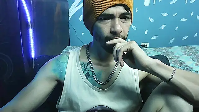 Snapshot of ponzothc chatting on March 31, 2026, 11:05 pm ponzothc online show from March 31, 2026, 11:05 pm