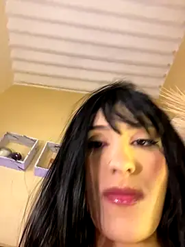 Snapshot of Sweetie_Arianna chatting on September 30, 2025, 5:12 am Sweetie Arianna online show from September 30, 2025, 5:12 am