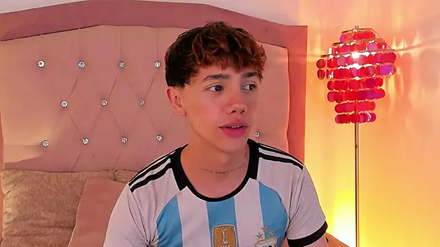 Tomy Rox online show from September 14, 2025, 4:11 am