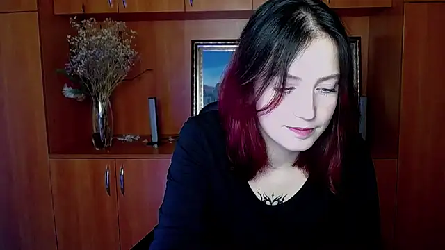 BlueberryDi online show from October 27, 2025, 7:12 am