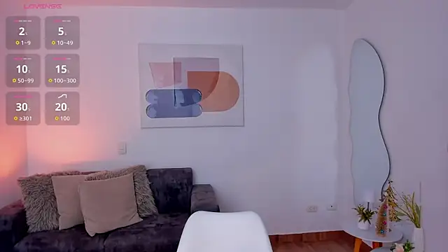 amandaconner online show from November 11, 2025, 1:55 pm