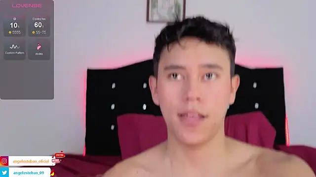 Angel esteban fx online show from November 12, 2025, 11:54 am