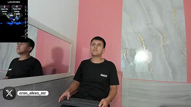 aron alexa online show from December 2, 2024, 1:13 pm