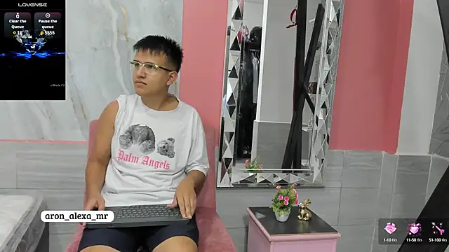 aron alexa online show from December 11, 2024, 1:06 pm